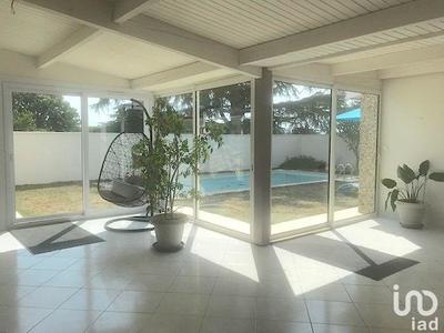 Maison - 186 m² - 7 pièces