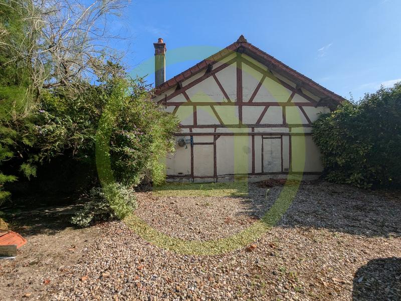 Maison - 95 m² - 5 pièces