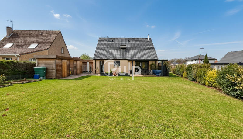 Maison - 92 m² - 6 pièces