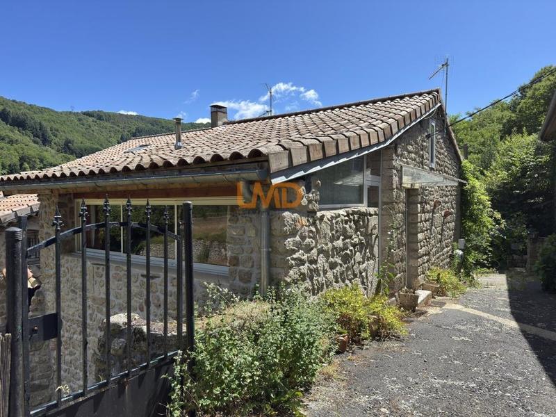 Maison en pierre - 44 m² - 2 pièces