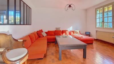 Maison - 167 m² - 6 pièces