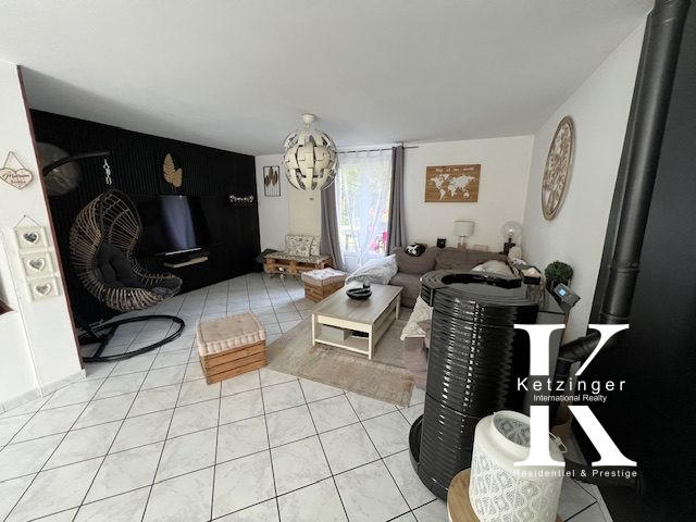 Maison - 147 m² - 6 pièces