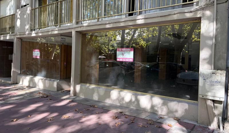 Local commercial - 350 m² - 4 pièces