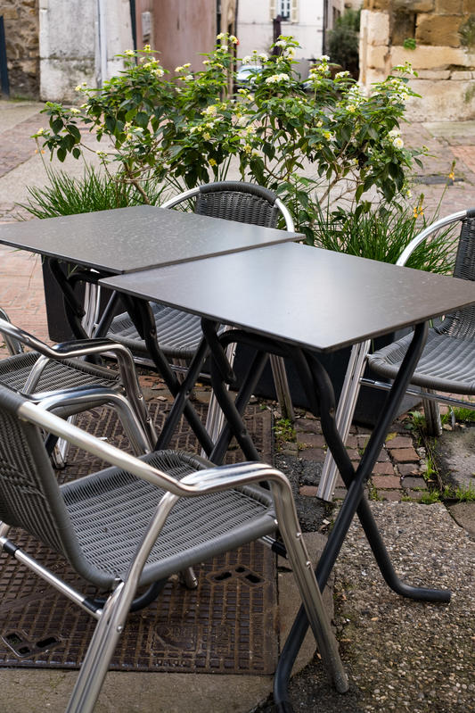 Le Bar de la table ronde