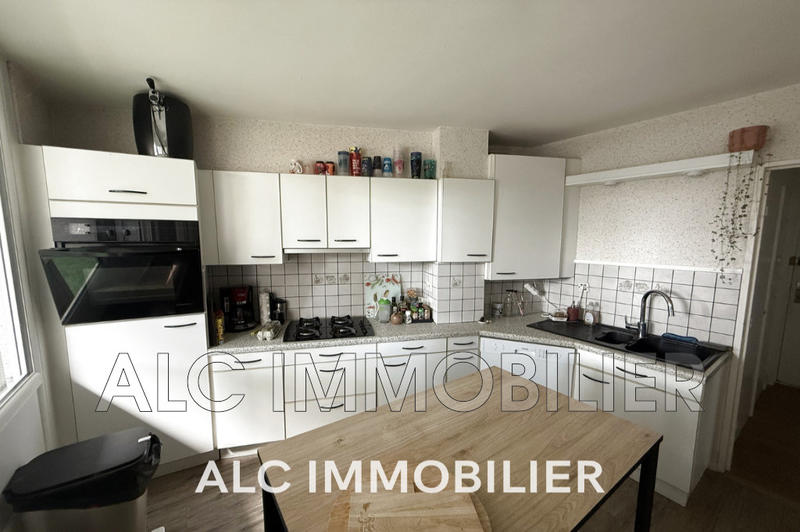 Appartement - 80 m² - 3 pièces