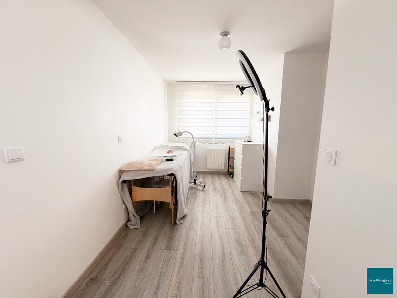 Maison contemporaine - 203 m² - 5 pièces