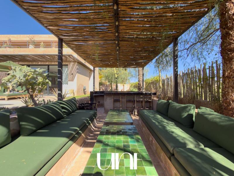 Villa - 640 m² - 11 pièces