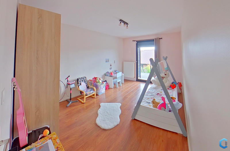 Maison - 206 m² - 6 pièces