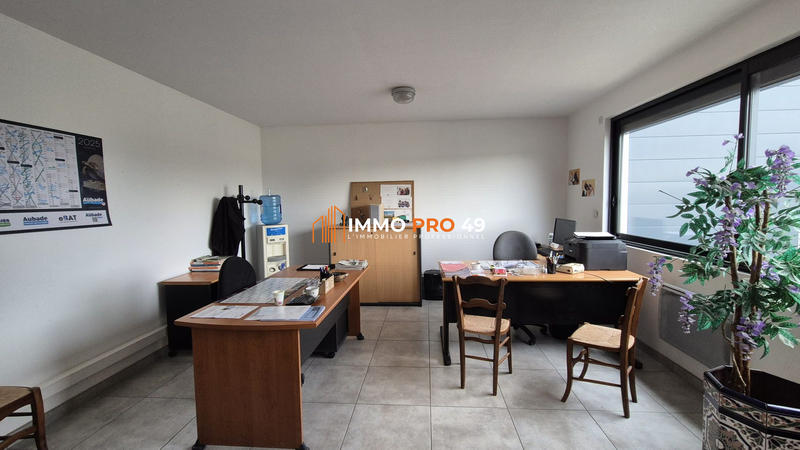 Local d'activités - 150 m²