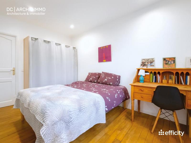 Maison - 110 m² - 5 pièces