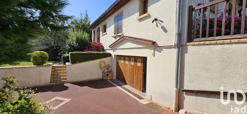 Maison - 166 m² - 8 pièces