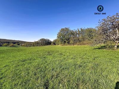 Terrain - 12 100 m²