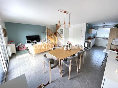 Maison - 100 m² - 4 pièces