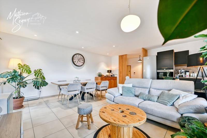 Appartement - 70 m² - 3 pièces