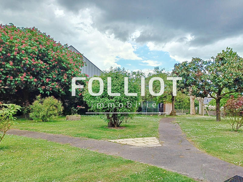 Maison - 235 m² - 7 pièces