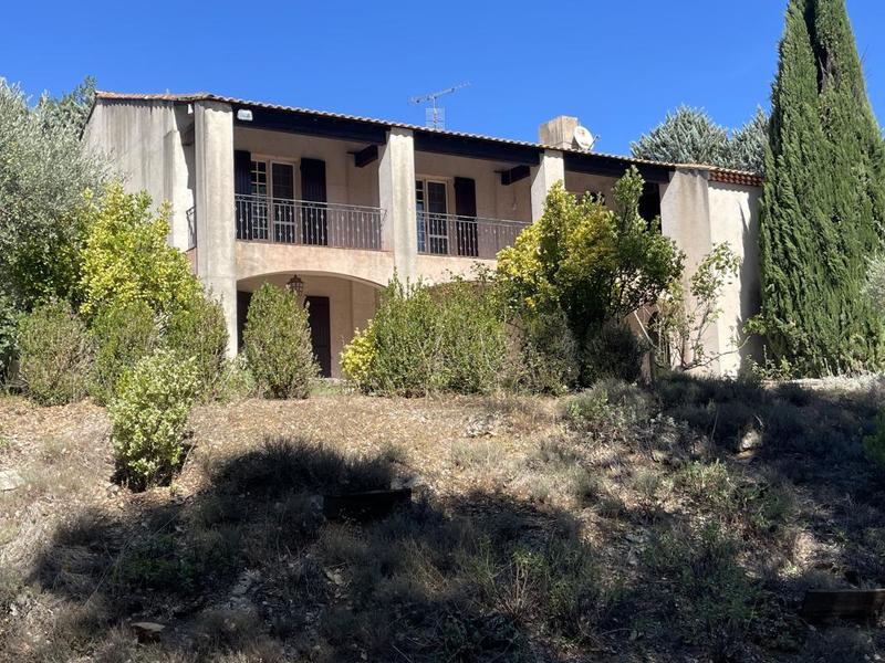 Maison - 258 m² - 9 pièces