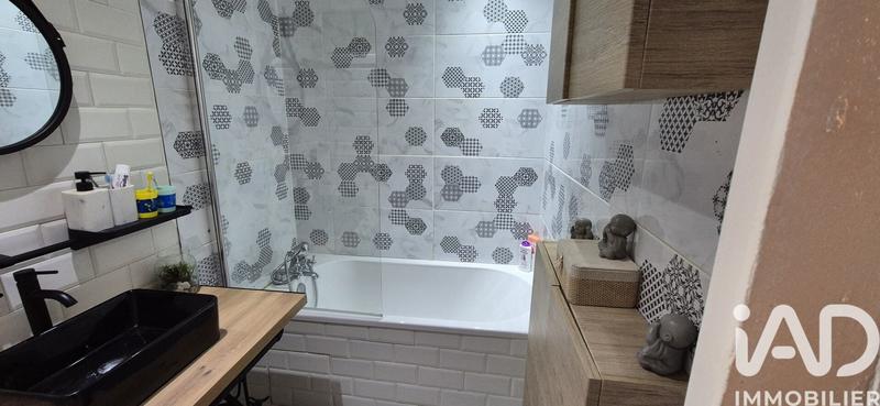 Maison - 88 m² - 3 pièces