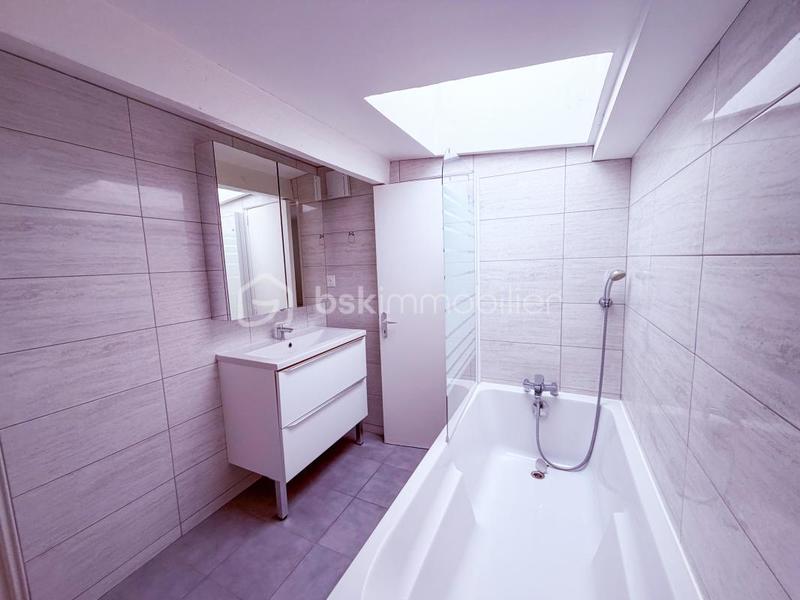 Immeuble - 92 m² - 5 pièces