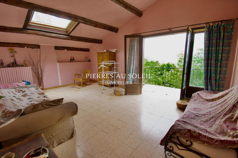 Propriété - 250 m² - 8 pièces