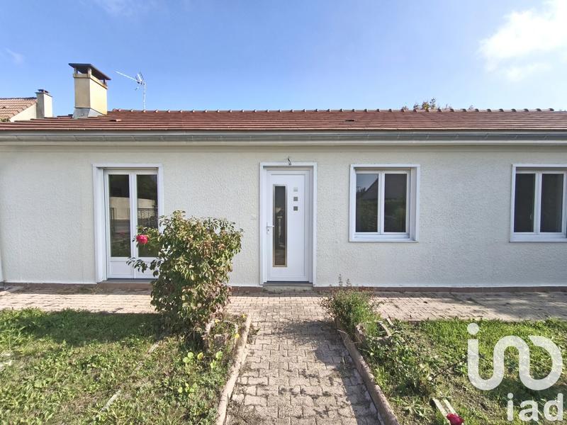 Maison - 95 m² - 5 pièces