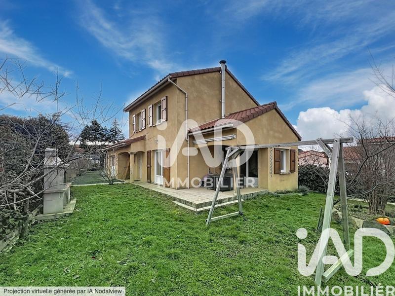 Maison - 97 m² - 5 pièces