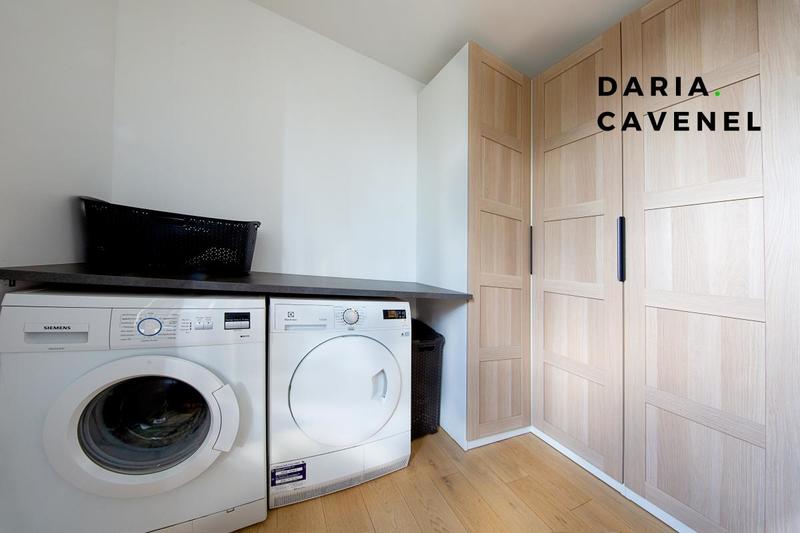 Pavillon - 250 m² - 7 pièces