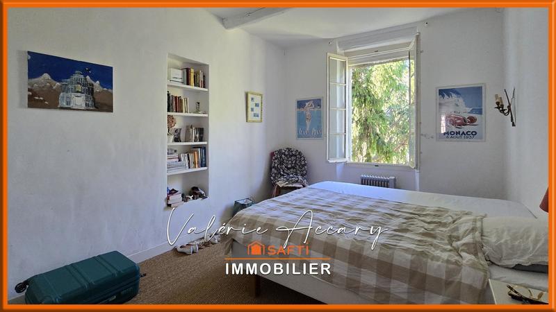 Maison de maîtres - 441 m² - 10 pièces