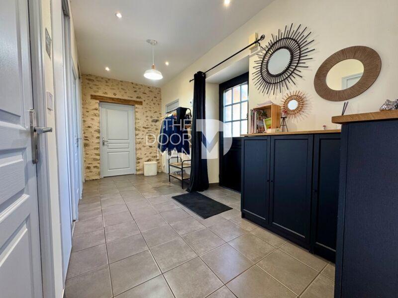 Maison - 194 m² - 7 pièces