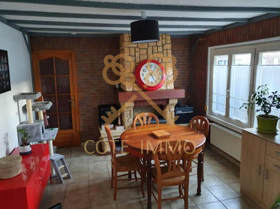 Maison - 80 m² - 4 pièces