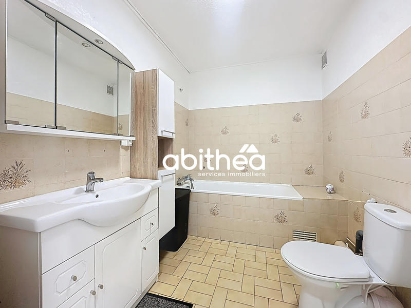 Appartement - 110 m² - 4 pièces