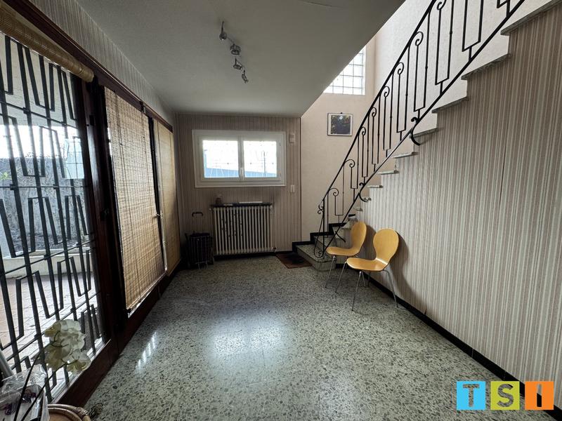 Maison de ville - 205 m² - 10 pièces