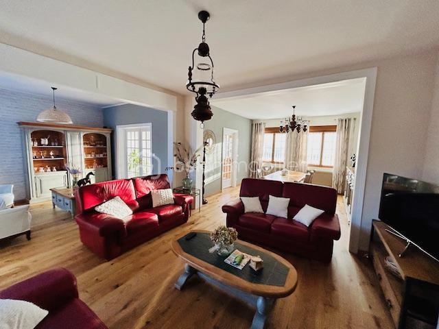 Maison de ville - 183 m² - 8 pièces