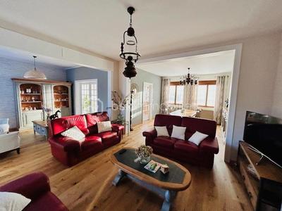 Maison de ville - 183 m² - 8 pièces