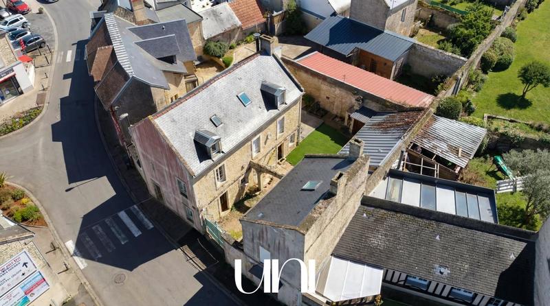 Propriété - 190 m² - 7 pièces