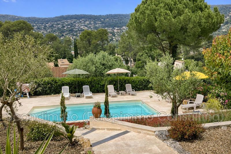 Maison - 141 m² - 5 pièces