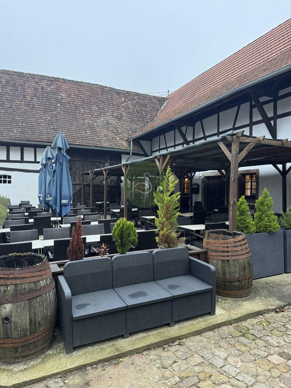 Fonds de commerce - Hôtellerie / Restauration - 200 m²