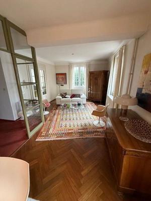 Appartement - 107 m² - 3 pièces