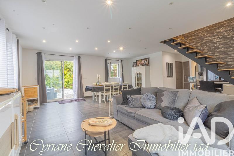 Maison - 127 m² - 7 pièces