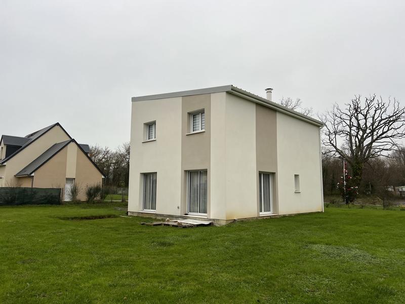 Maison - 102 m² - 4 pièces