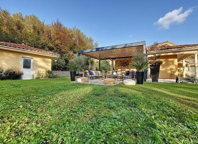 Villa - 150 m² - 4 pièces