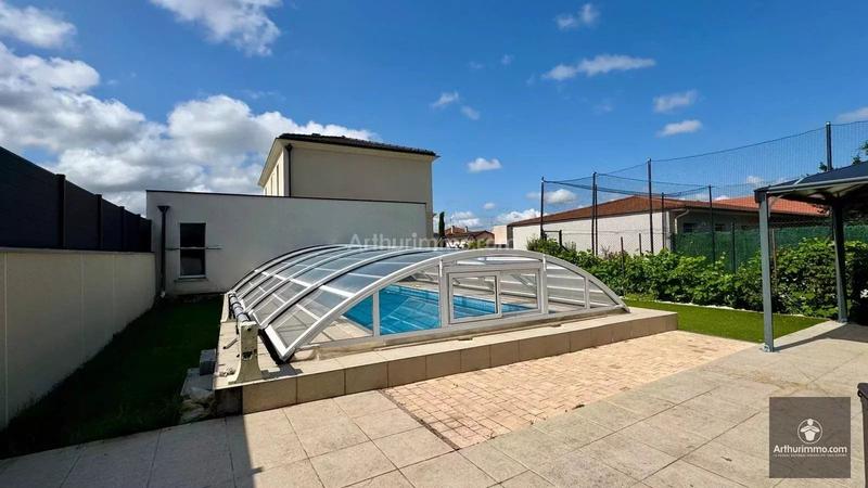 Maison - 164 m² - 7 pièces