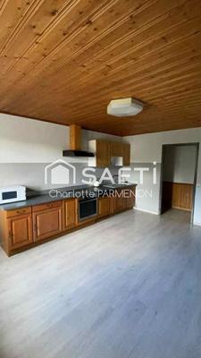 Maison - 215 m² - 6 pièces