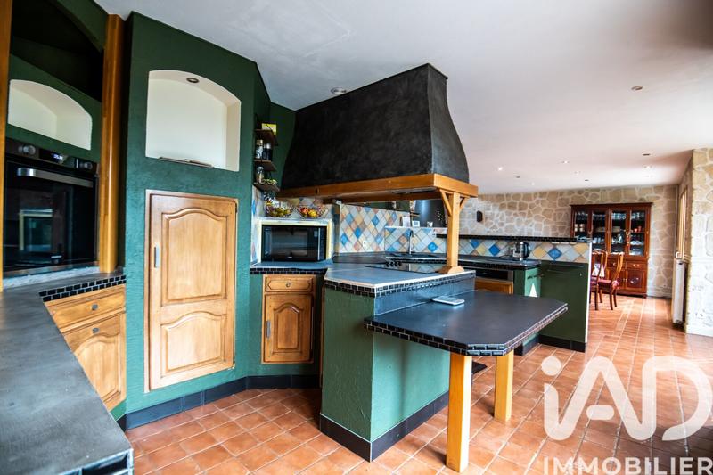 Maison - 187 m² - 6 pièces