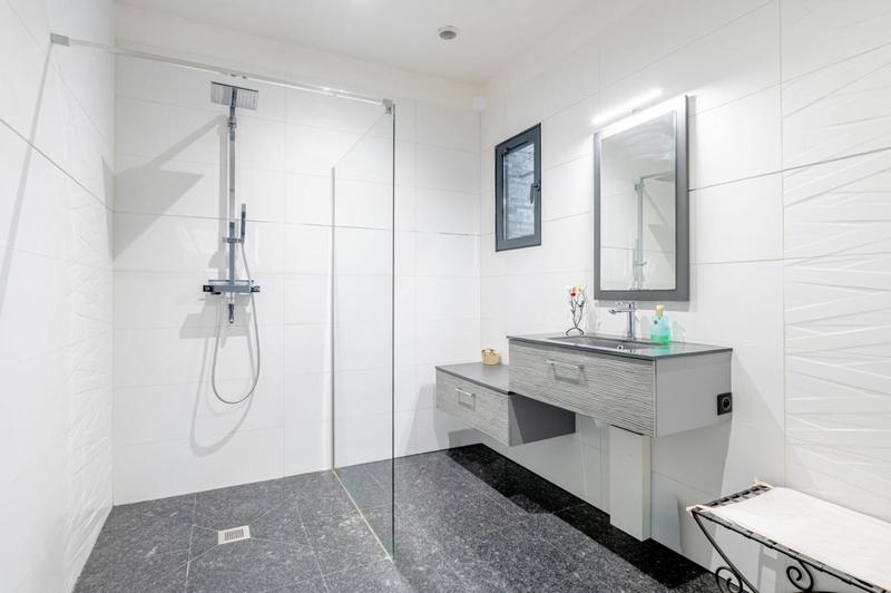 Maison d'architecte - 325 m² - 7 pièces