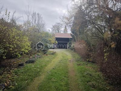 Maison - 225 m² - 7 pièces