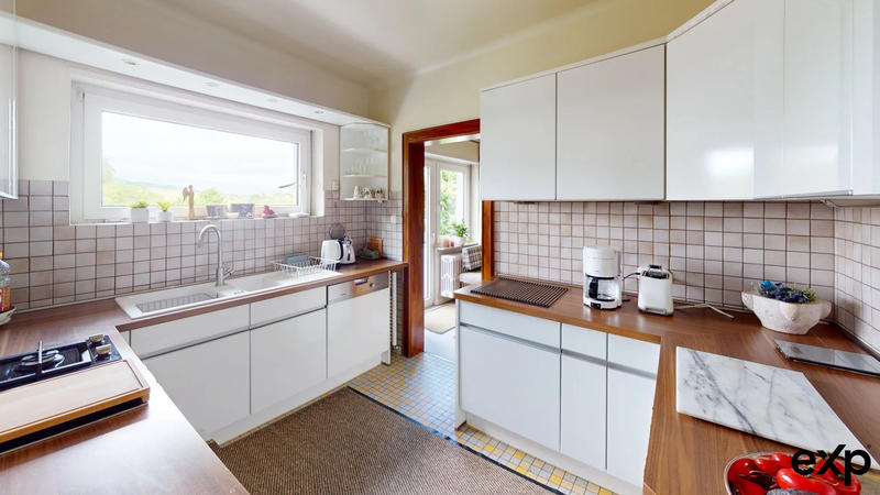 Maison - 192 m² - 5 pièces