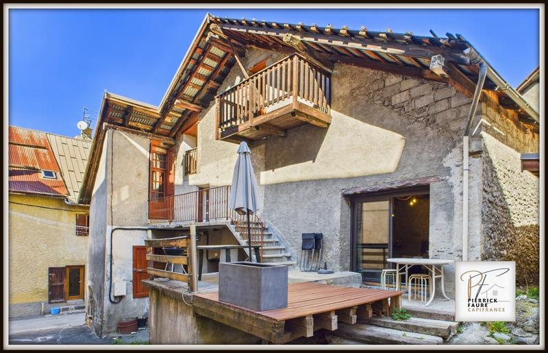 Maison de village - 111 m² - 5 pièces