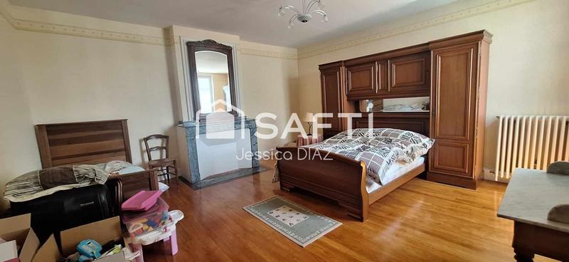 Maison de maîtres - 310 m² - 12 pièces