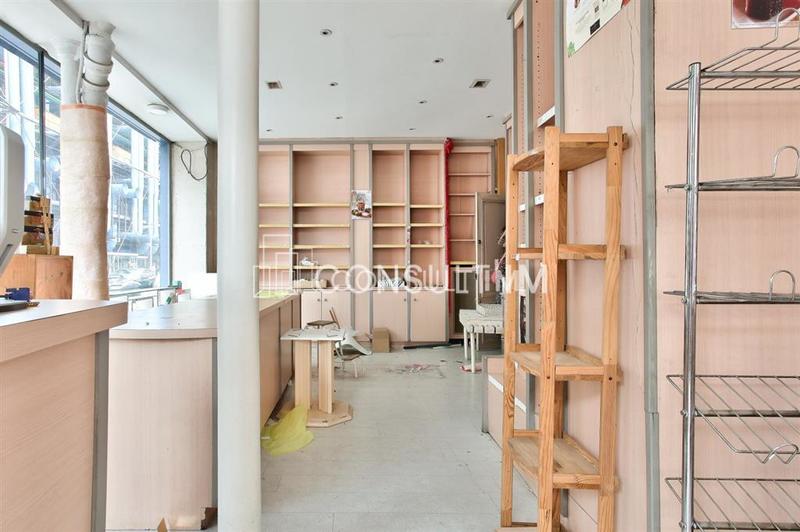 Local commercial - 101 m²