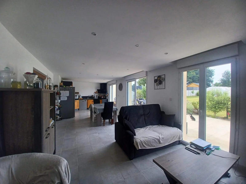 Maison - 101 m² - 5 pièces